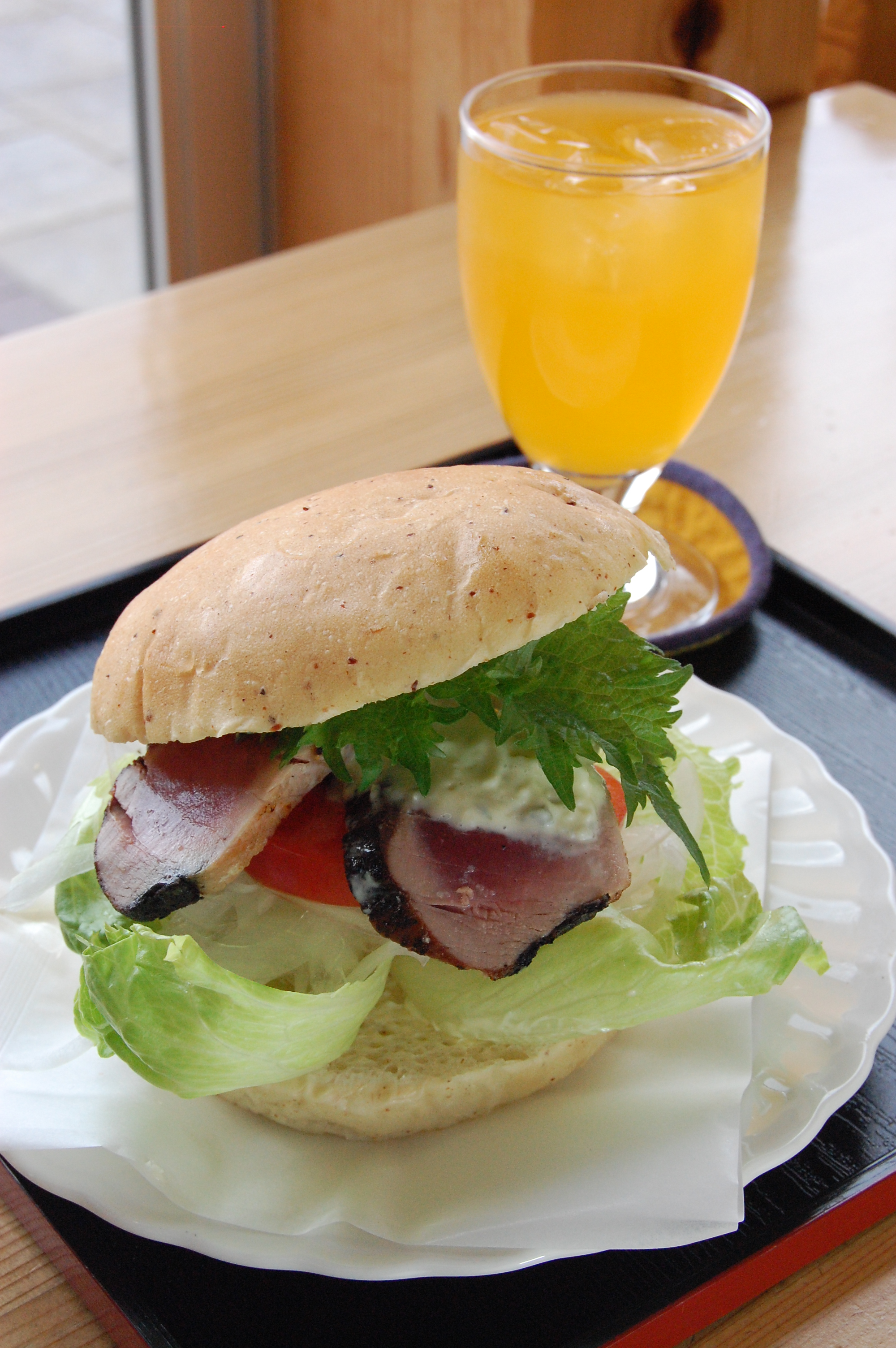 カツオたたきバーガー